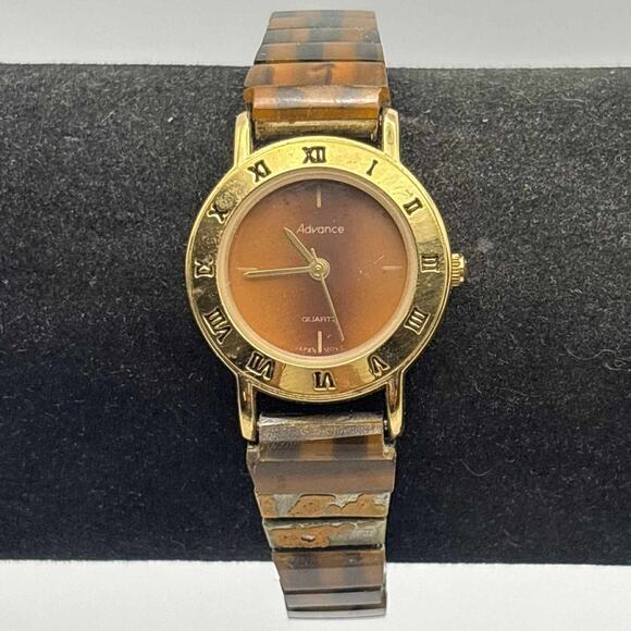 Brown Advance Watch - Picture 1 of 4